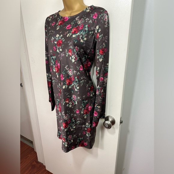 GAP Chocolate Brown Red Pink Rose Print Recycled Silky Satin Mini Dress NWOT S - Picture 7 of 16